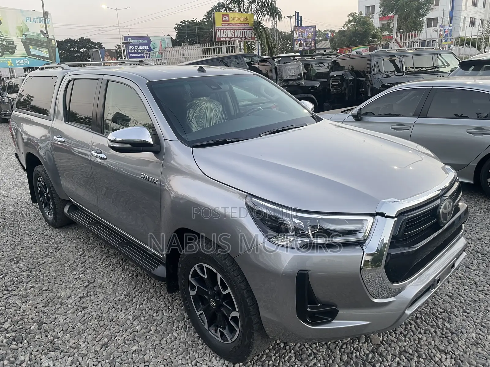 Toyota Hilux Rugged 4x4 2018 Silver