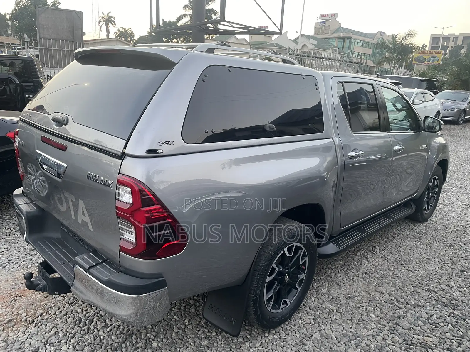 Toyota Hilux Rugged 4x4 2018 Silver