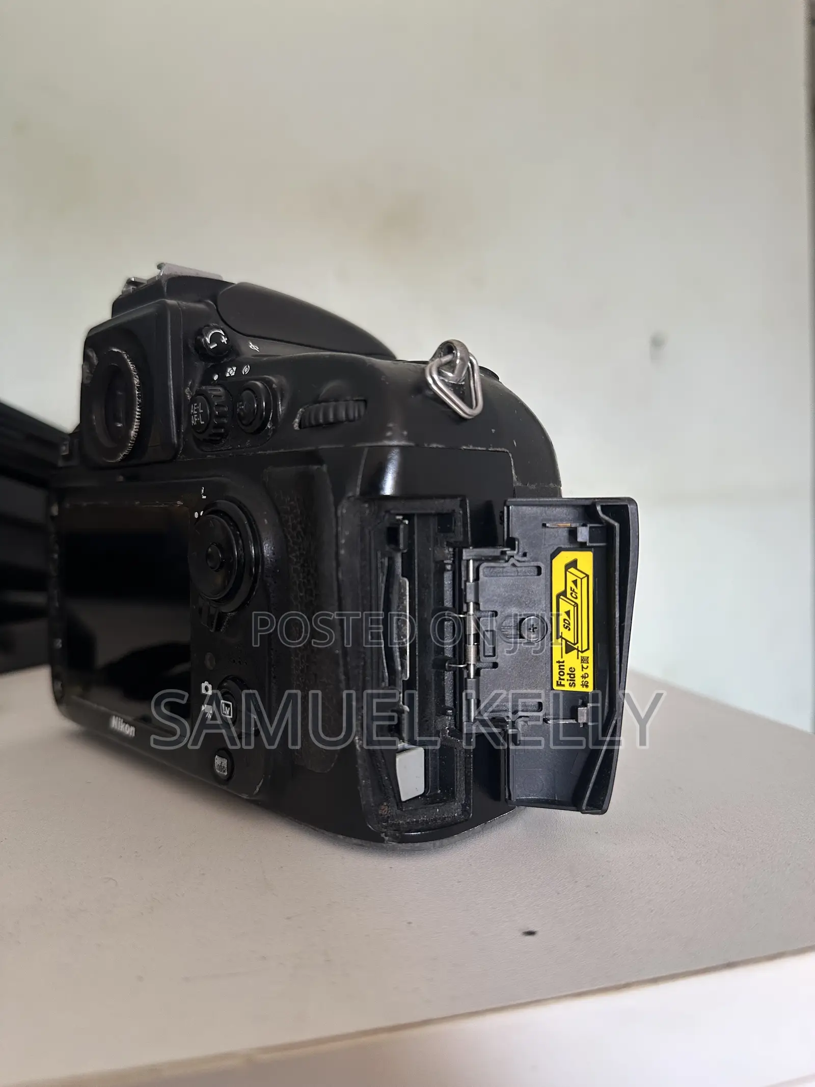 The Nikon D800E Is a 36.3-Megapixel Full-Frame DSLR Camera