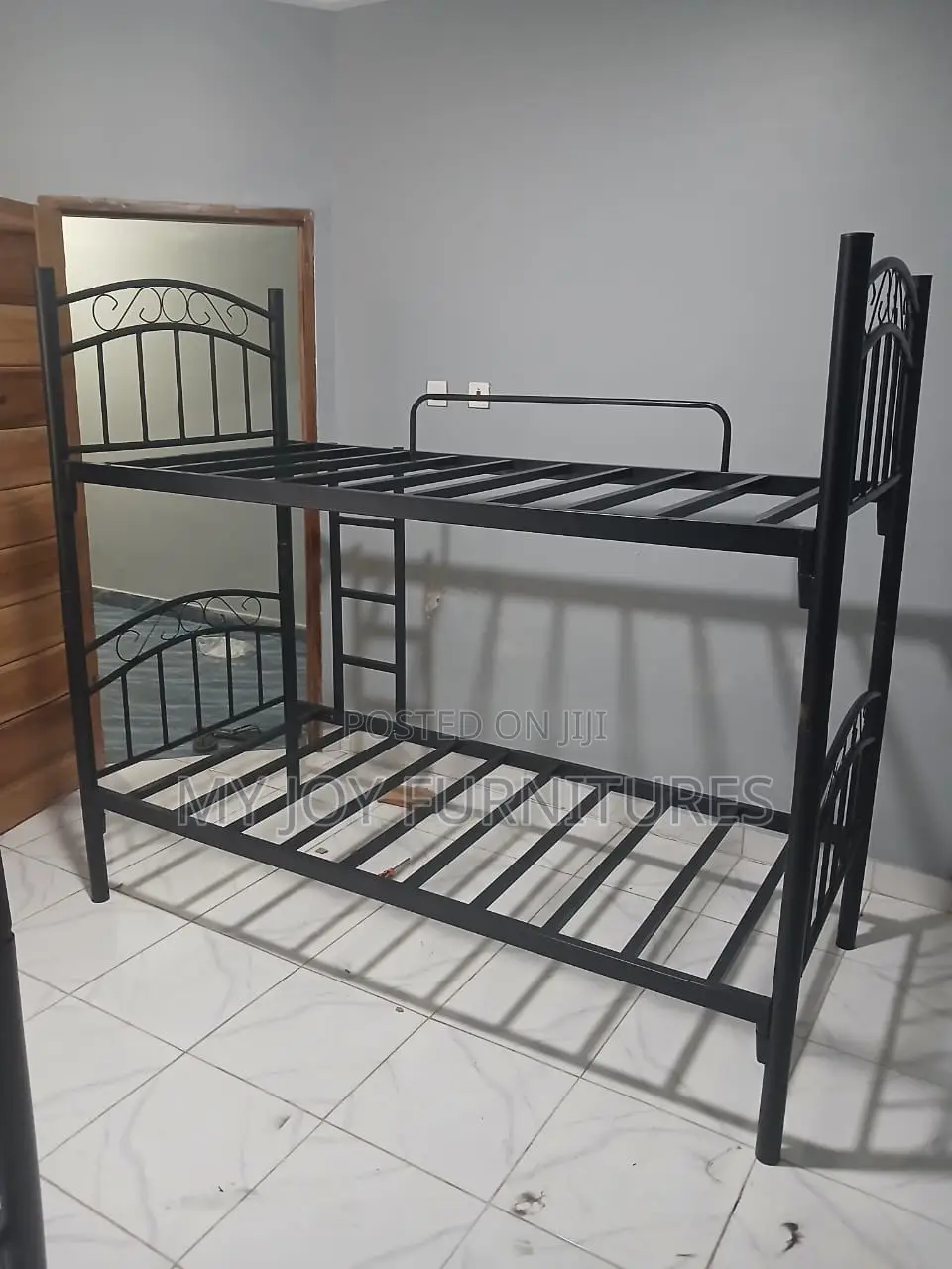 Metallic Bunk Bed