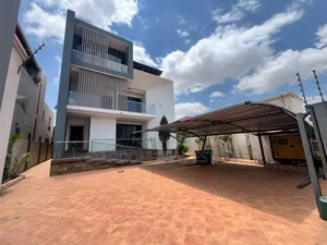 5bdrm Duplex in East Legon, A&C Mall Area for rent