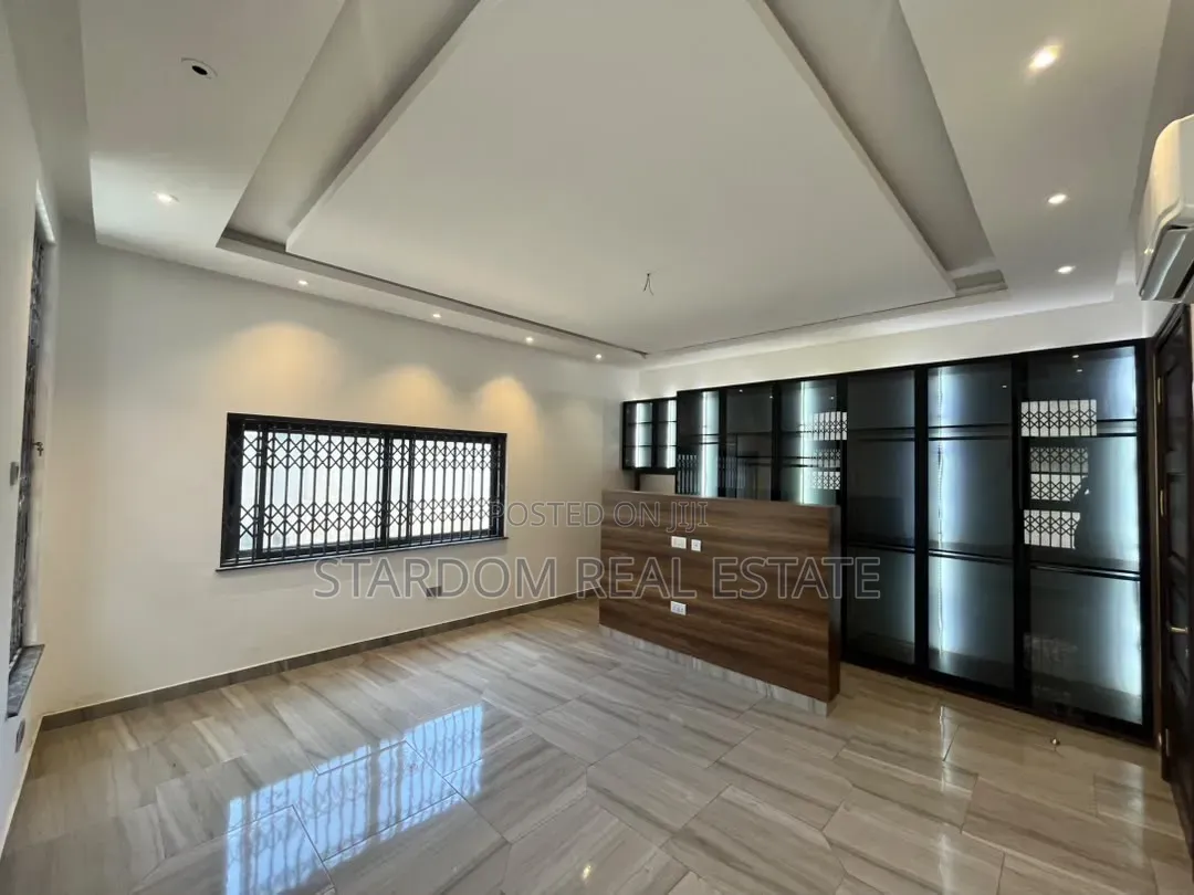 5bdrm Duplex in East Legon, A&C Mall Area for rent