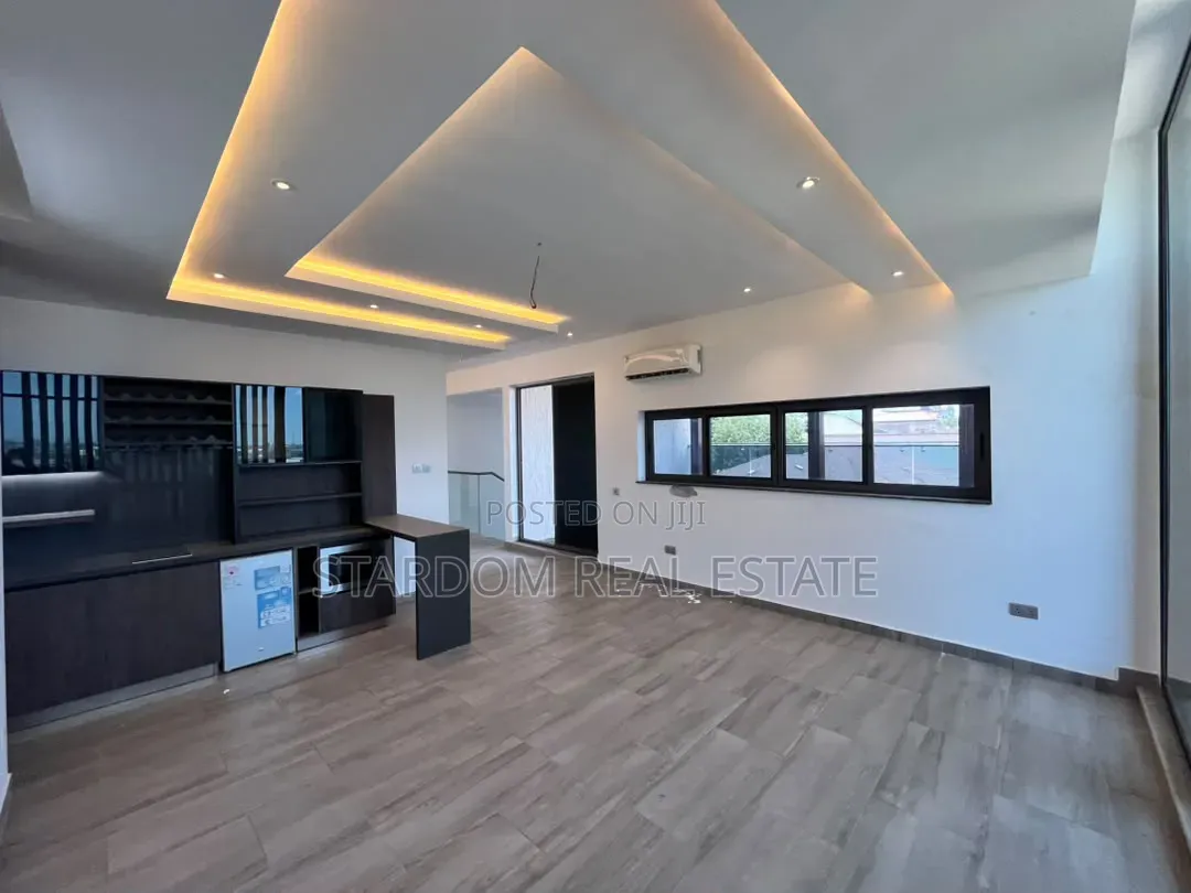 5bdrm Duplex in East Legon, A&C Mall Area for rent