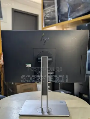 Desktop Computer HP EliteOne 800 8GB Intel Core i5 SSD 256GB