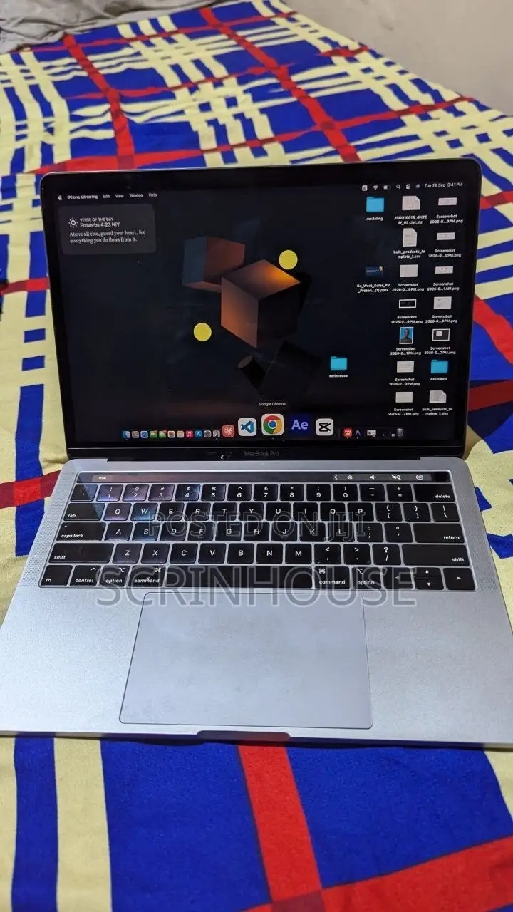 Laptop Apple MacBook Pro 2019 8GB Intel Core i5 SSHD (Hybrid) 512GB