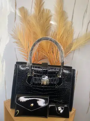 Ladies Black Croc Handbag Set – Brand New