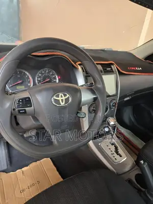 Toyota Corolla S 4dr Sedan (1.8L 4cyl 4A) 2013 Gray