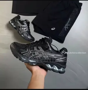 ASICS GEl_KAYANO-14