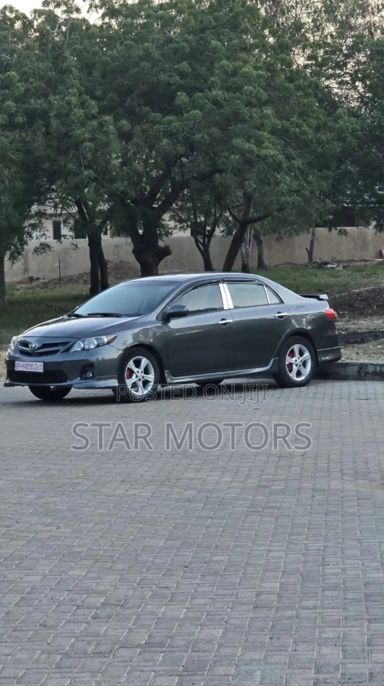 Toyota Corolla S 4dr Sedan (1.8L 4cyl 4A) 2013 Gray