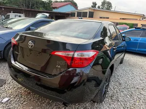 Toyota Corolla 2016 Black