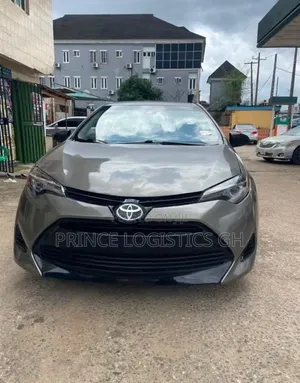 Toyota Corolla LE (1.8L 4cyl 2A) 2018 Brown
