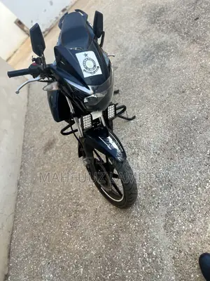 TVS Apache 180 RTR 2025 Black