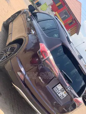 Toyota RAV4 2018 Burgundy
