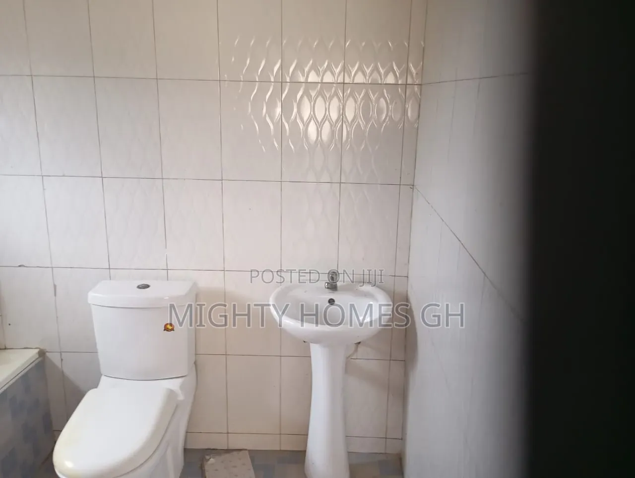 3bdrm House in Mighty Homes, Kasoa for sale