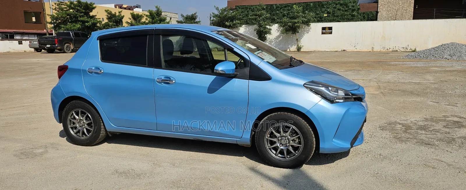 Toyota Vitz 2016 Blue