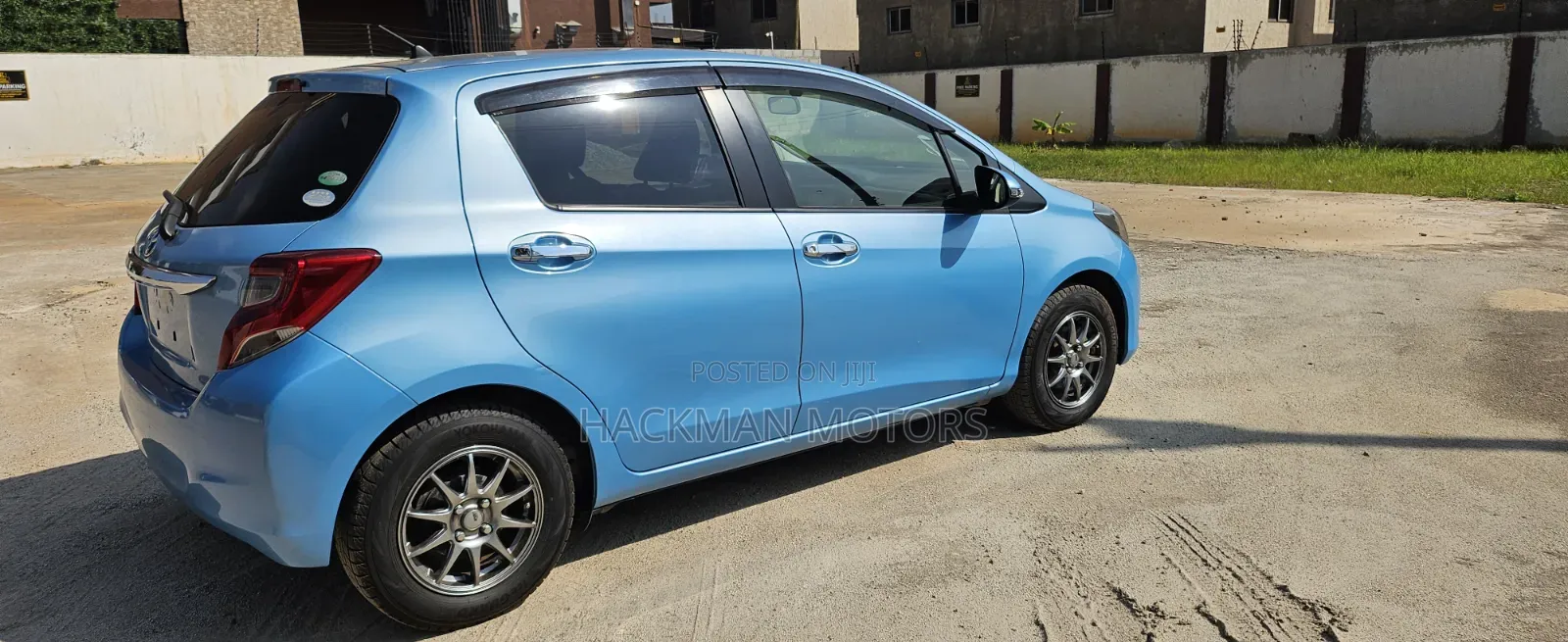 Toyota Vitz 2016 Blue
