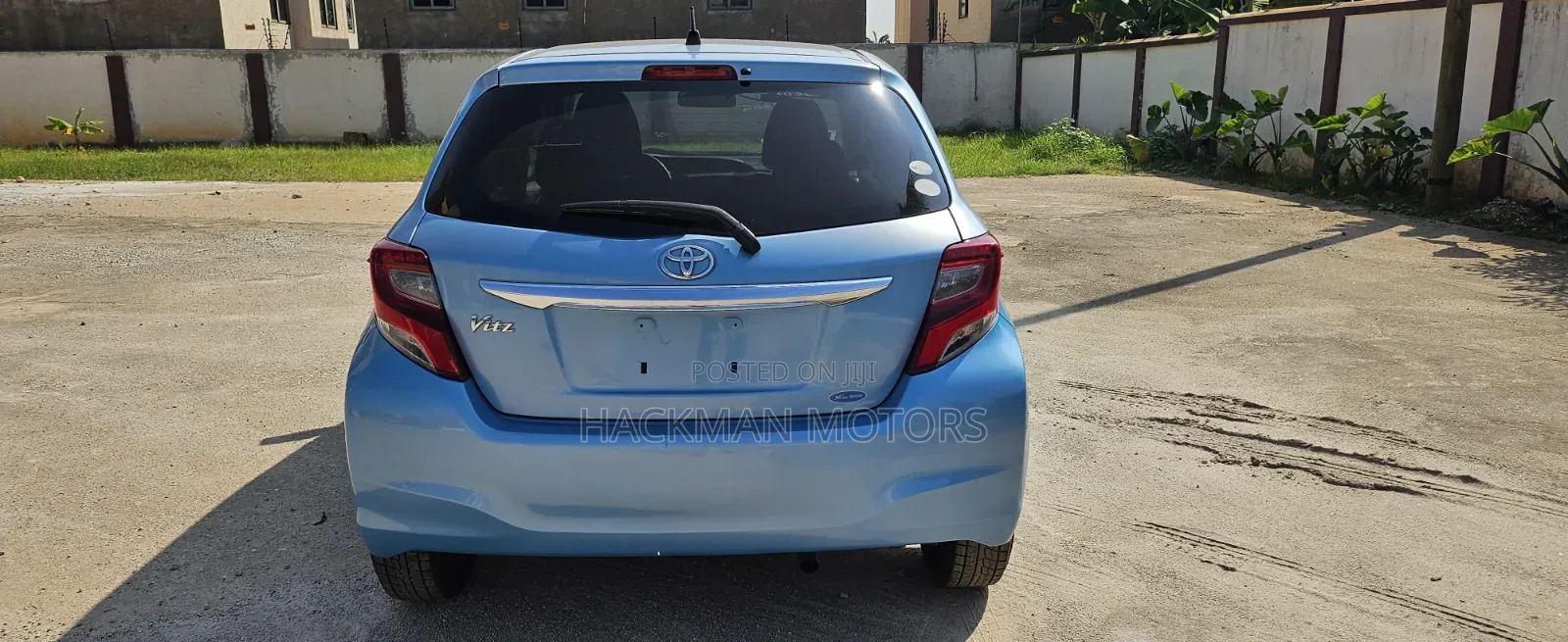 Toyota Vitz 2016 Blue