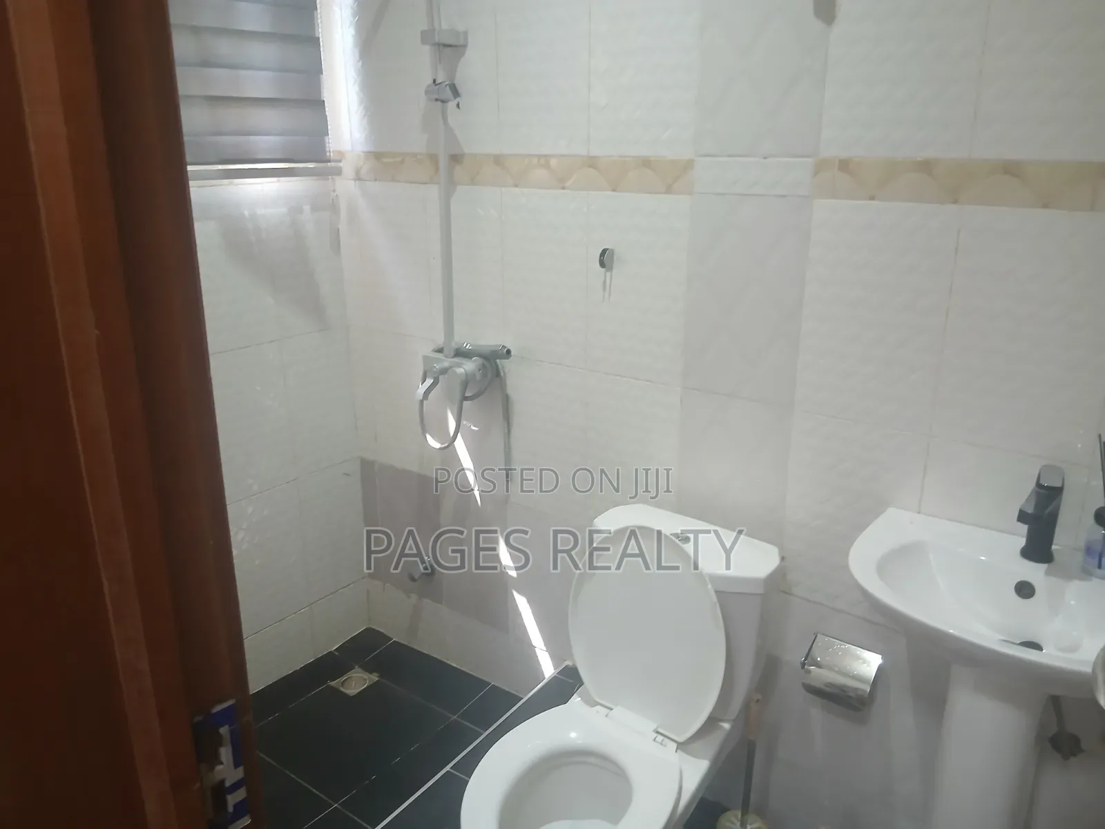 3bdrm House in Kwabenya, CFC Estates for rent