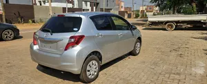Toyota Vitz 2016 Silver