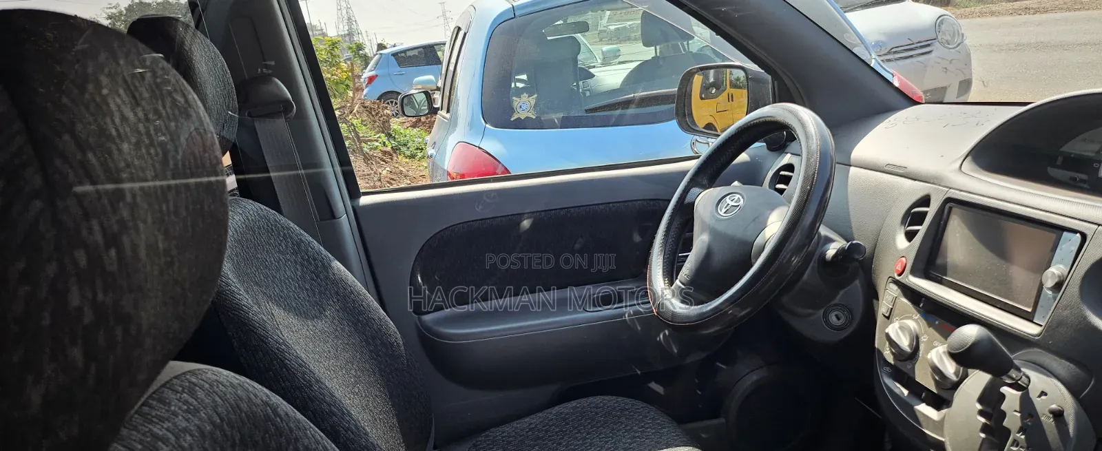 Toyota Sienta 2013 Gray