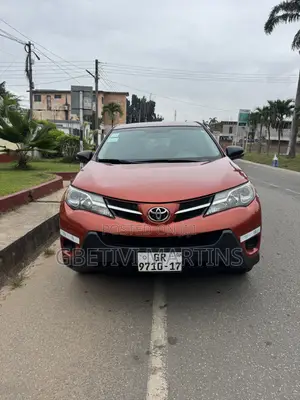 Toyota RAV4 2015 Orange