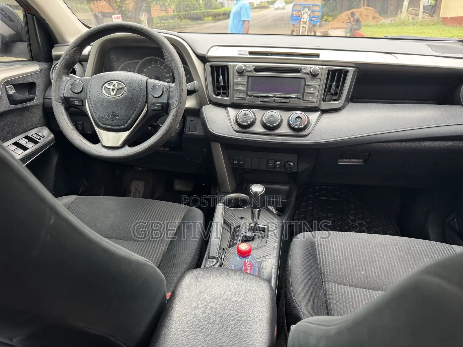 Toyota RAV4 2015 Orange