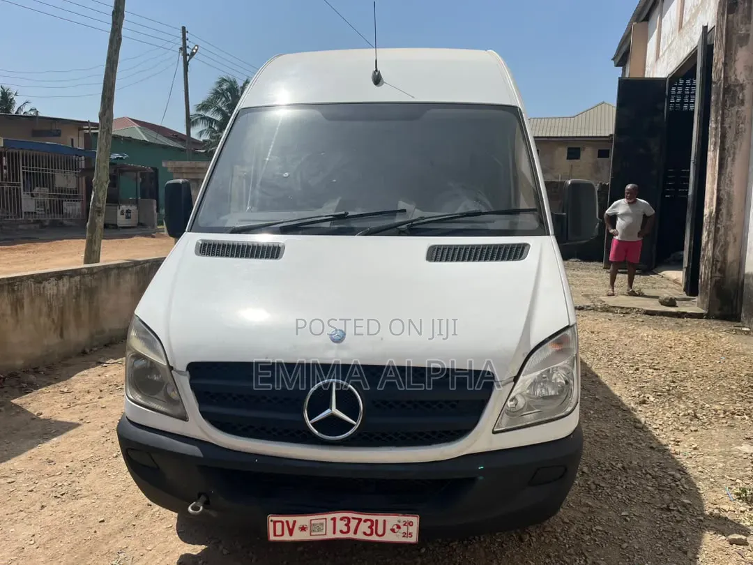 Mercedes-Benz Sprinter 2015 White