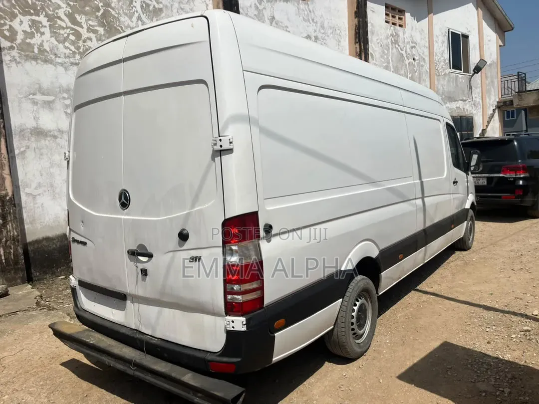 Mercedes-Benz Sprinter 2015 White