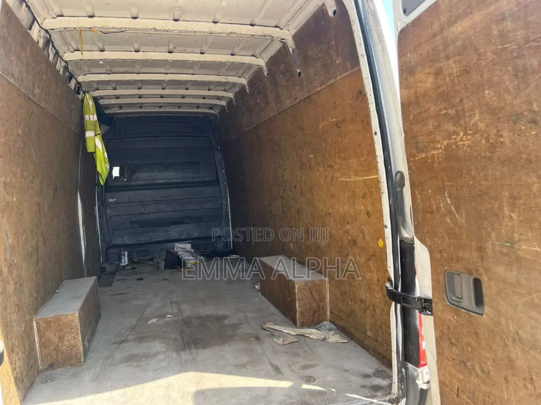 Mercedes-Benz Sprinter 2015 White