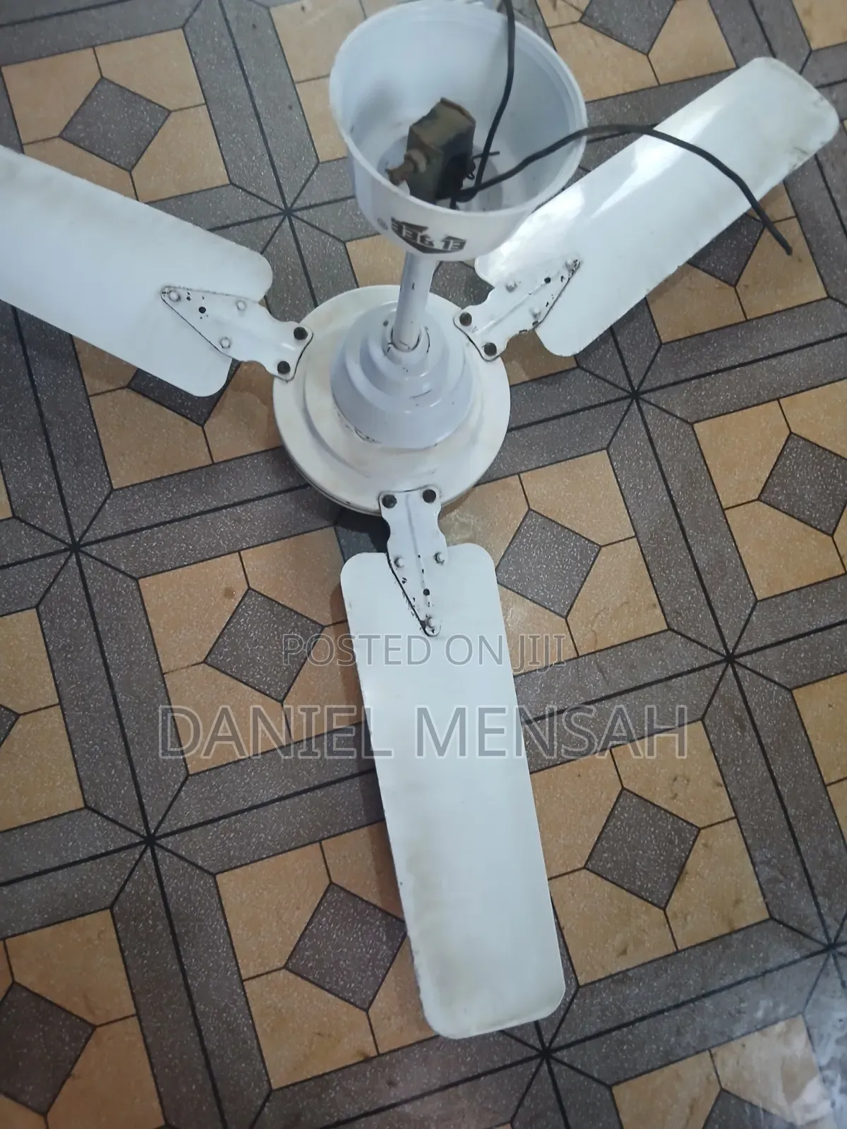 Slightly Used Ceiling Fan Short Blade