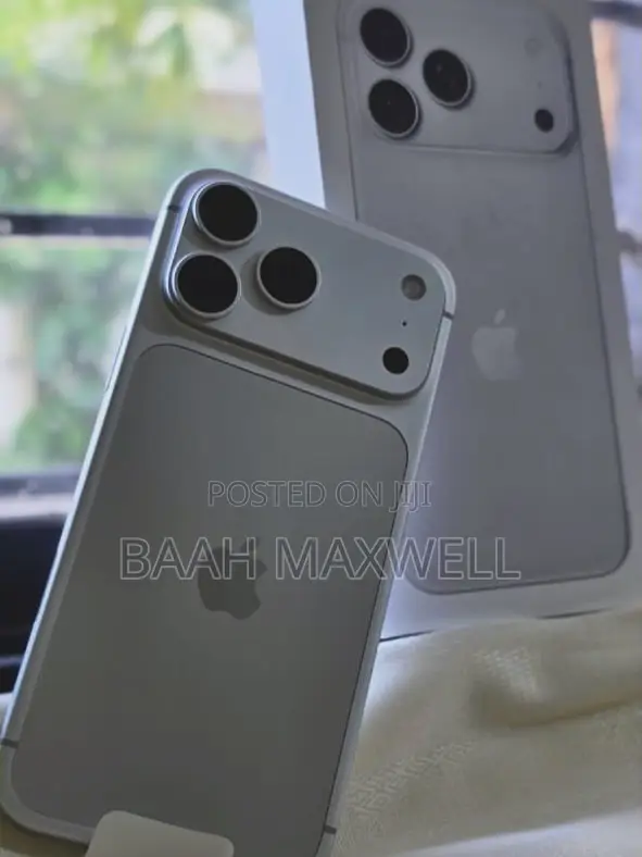 New Apple iPhone 17 Pro Max 256 GB White