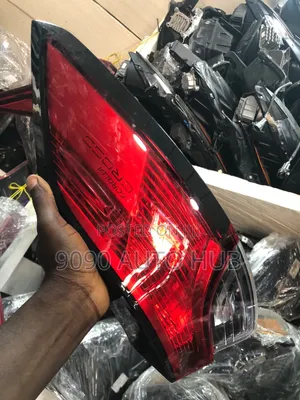  Toyota Corolla Cross Taillight Pair – Premium OEM | Foreign Used
