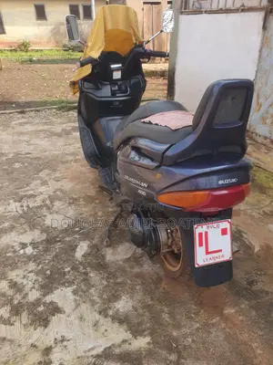 Suzuki Burgman 2018 Blue