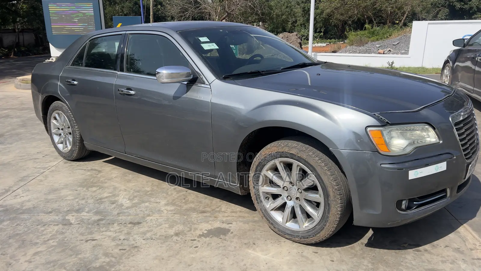 Chrysler 300 300S V6 3.5 AWD 2012 Gray
