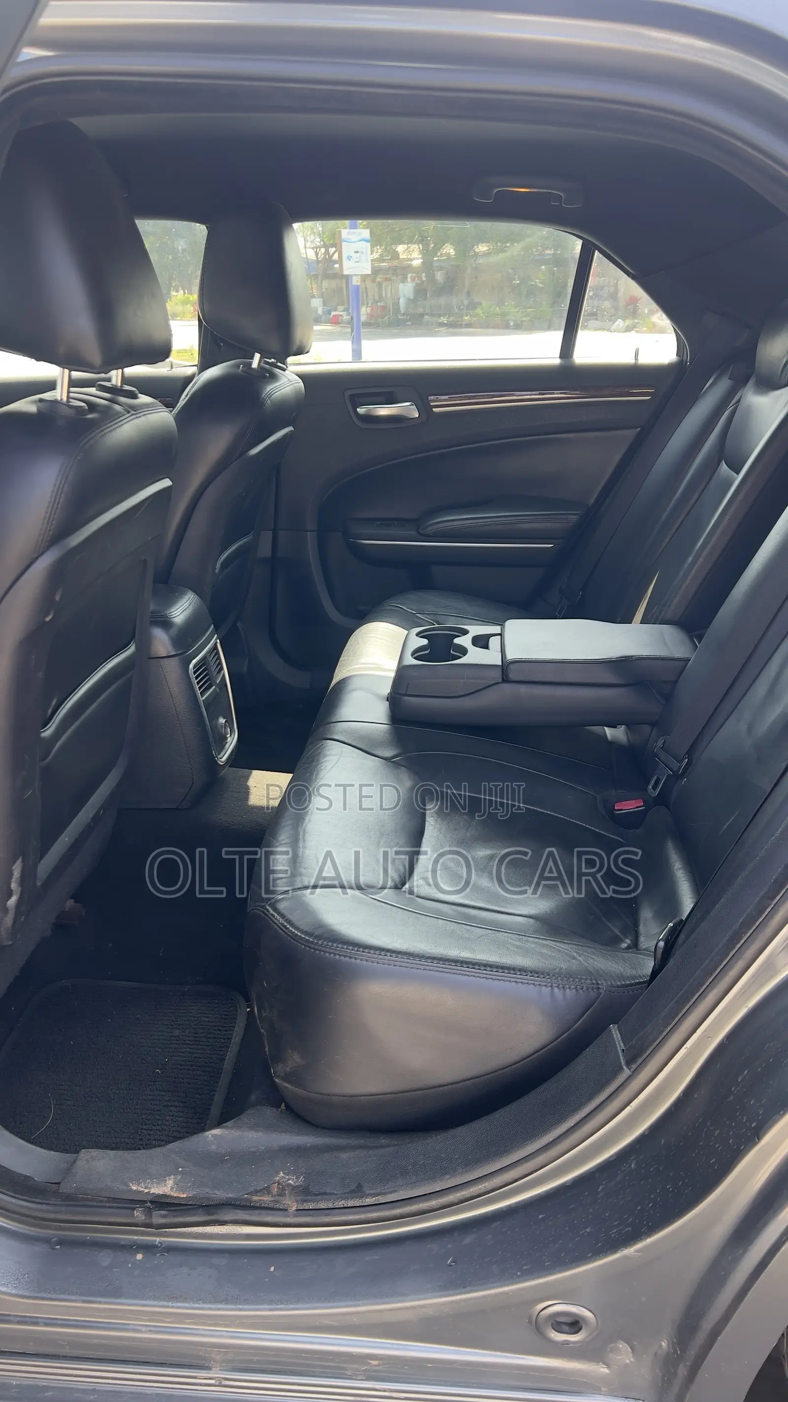 Chrysler 300 300S V6 3.5 AWD 2012 Gray