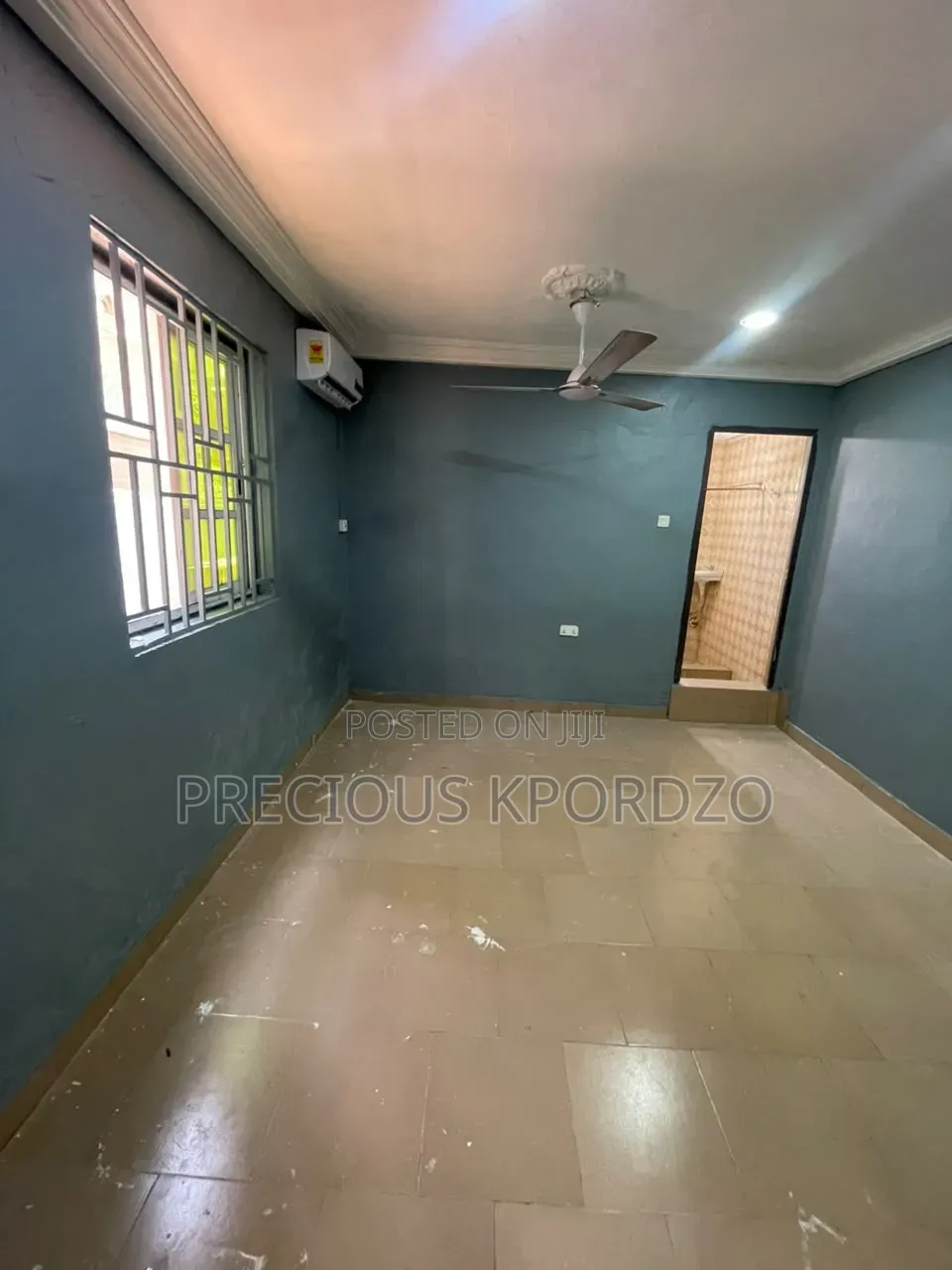 1bdrm Room & Parlour in Lakeside Comm 1 for rent