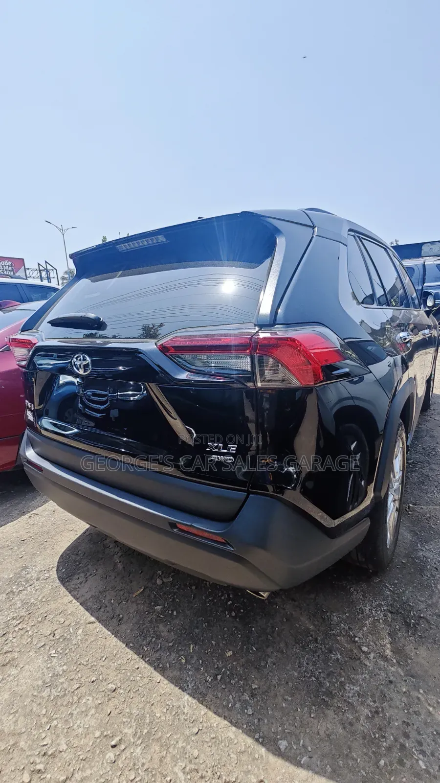 Toyota RAV4 XLE 2025 Black