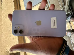 Apple iPhone 11 64 GB Purple