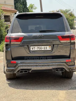 Toyota Land Cruiser 2012 Black