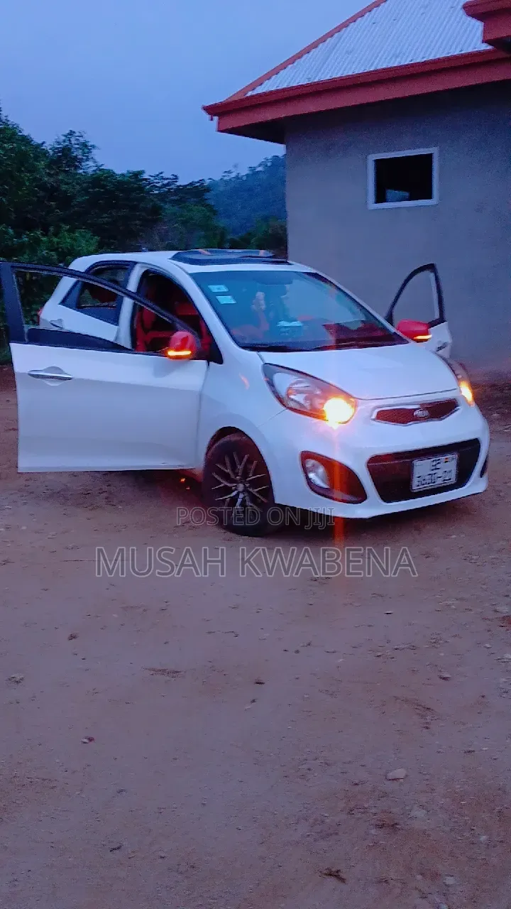 Kia Morning 2012 White