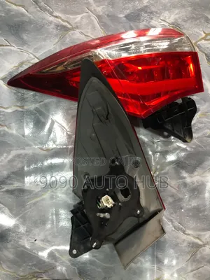 Toyota Corolla 2014 Taillight – Premium OEM | Japan Spec