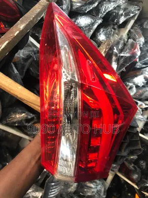 Toyota Corolla 2014 Taillight – Premium OEM | Japan Spec