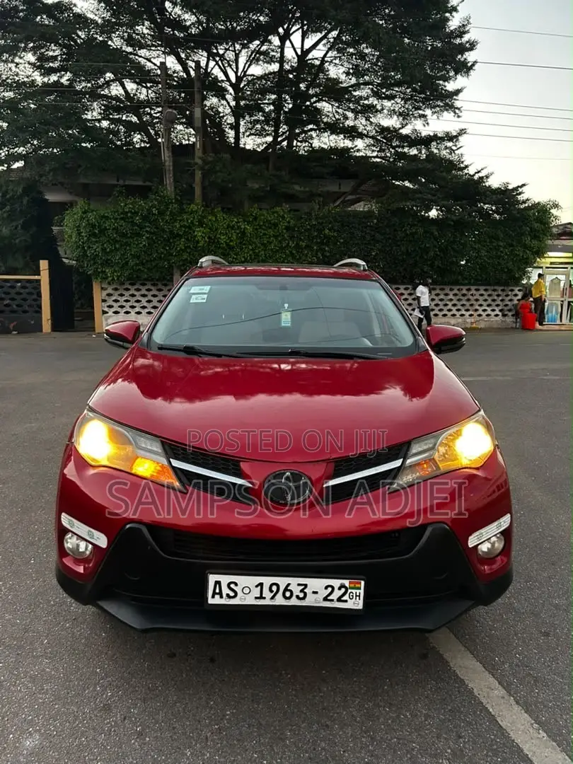 Toyota RAV4 2015 Red