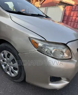 Toyota Corolla LE 4dr Sedan (1.8L 4cyl 4A) 2010 Brown