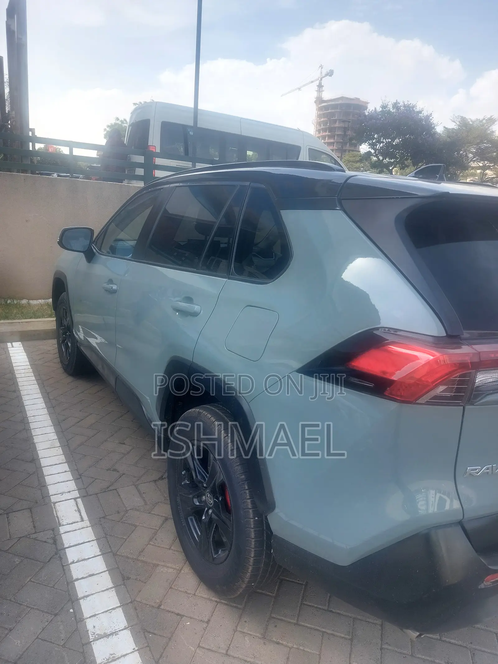 Toyota RAV4 XLE 2021 Green