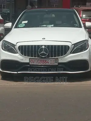 Mercedes-Benz C300 2017 White