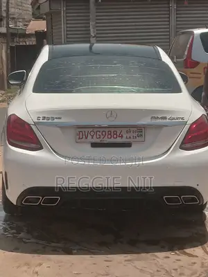 Mercedes-Benz C300 2017 White