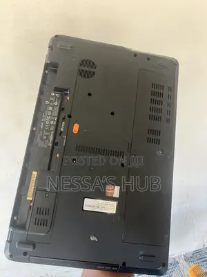 Laptop Acer Aspire E1 8GB Intel Core i3 HDD 1T