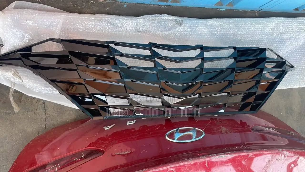 Hyundai Elantra 2021-2023 Grille Motor With A