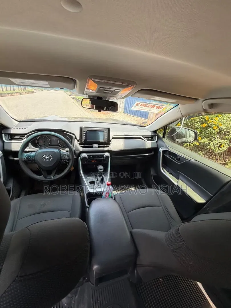 Toyota RAV4 LE AWD 2019 Black